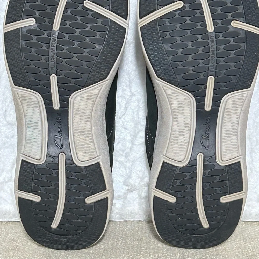 Clarks Womens Black Wave 2.0 Nubuck/Textile Waterproof Lace Sneaker Shoes SZ 9.5 - Picture 10 of 11